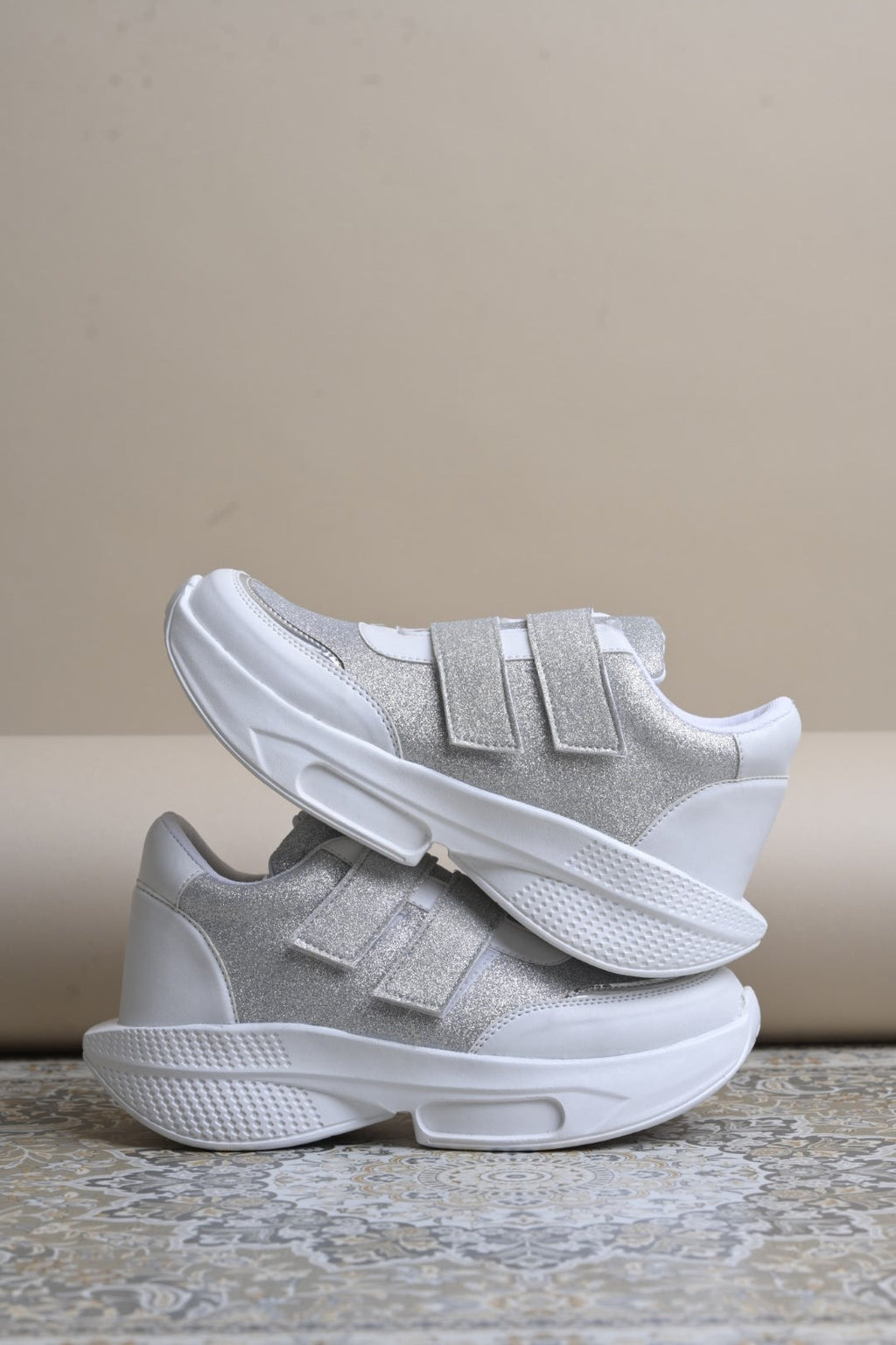 Jm Looks Glitter Strap Velcro Sneakers