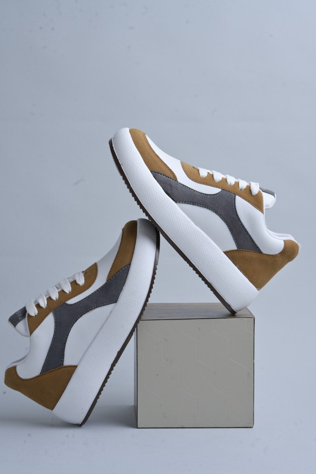 Jm Looks Modern Panel Platform Sneakers