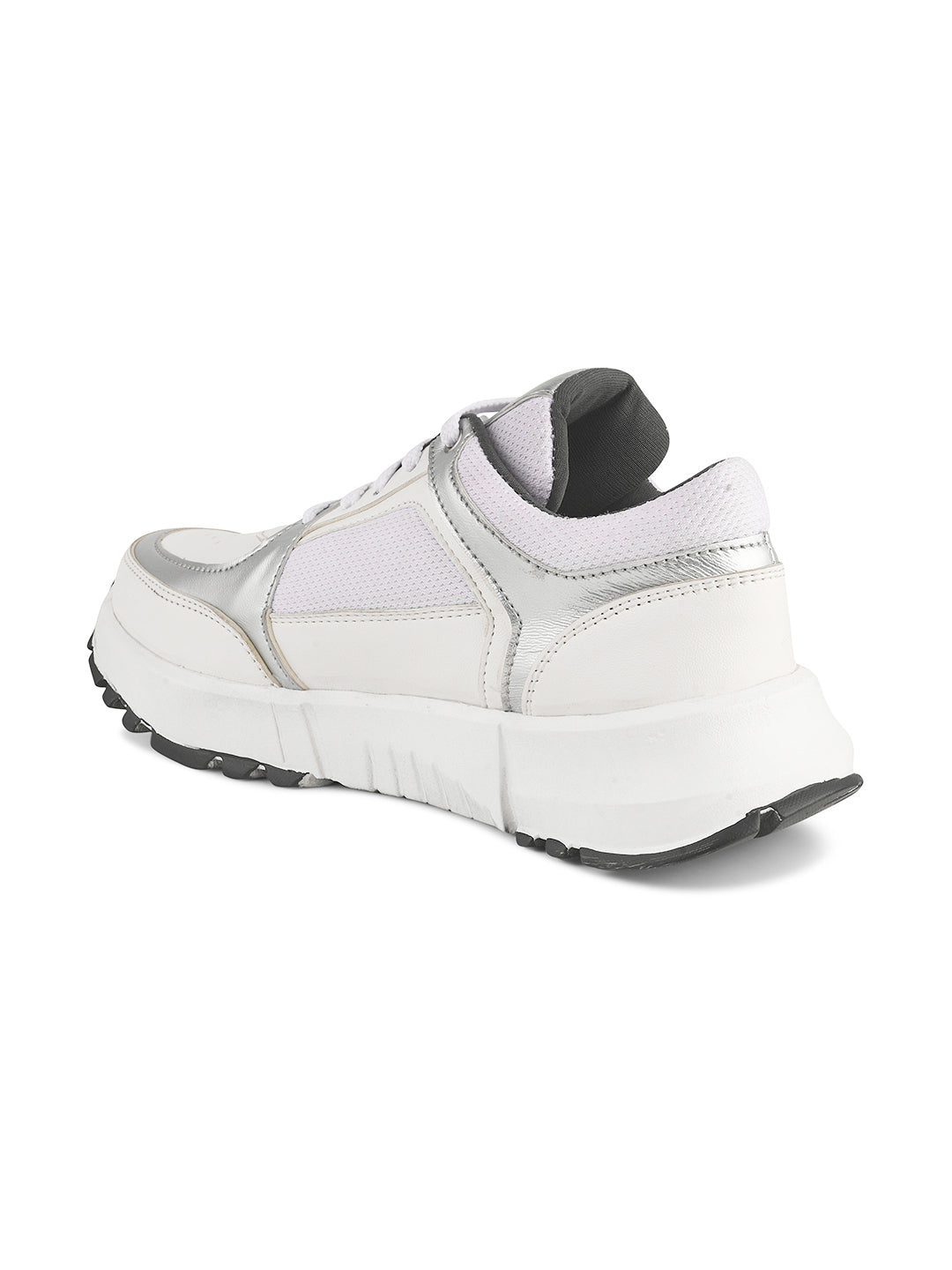 Chunky Sneakers with a Stylish Design and Comfy Fit