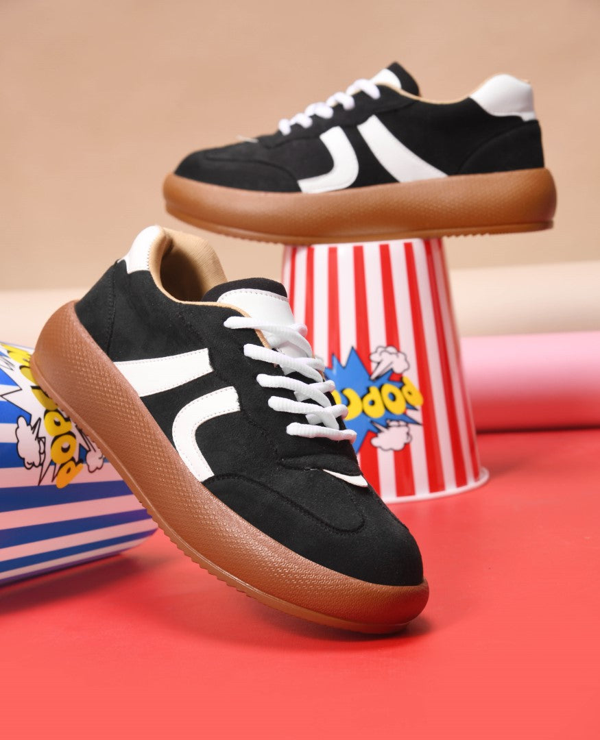 Suede lace up sneakers with cushioned sole