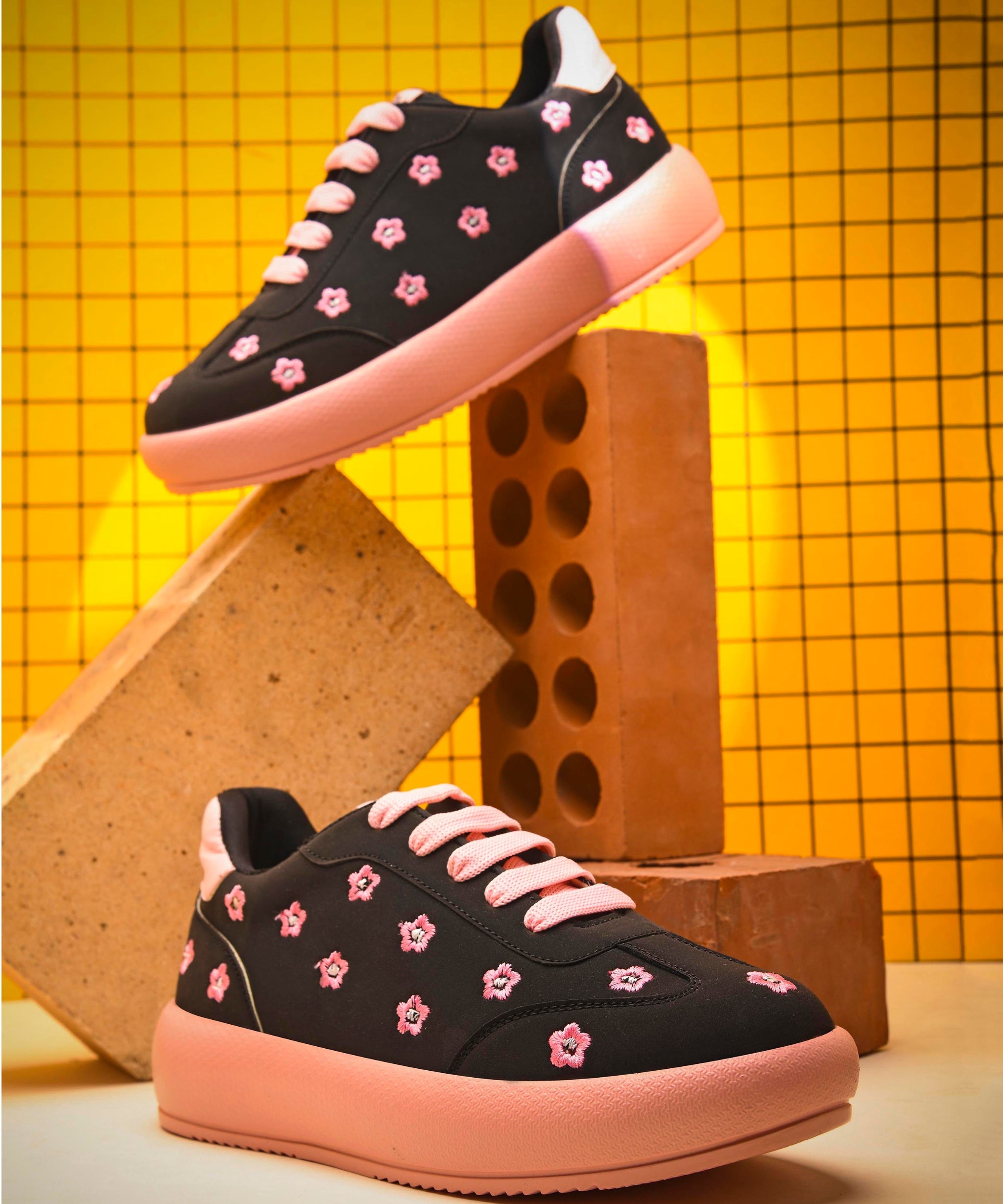 Suede Flower Printed Low-Top Sneakers