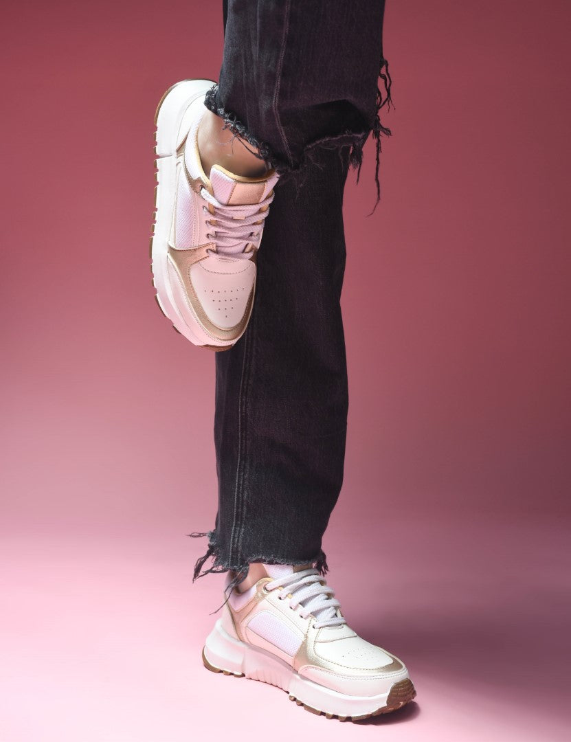 Chunky Sneakers with a Stylish Design and Comfy Fit