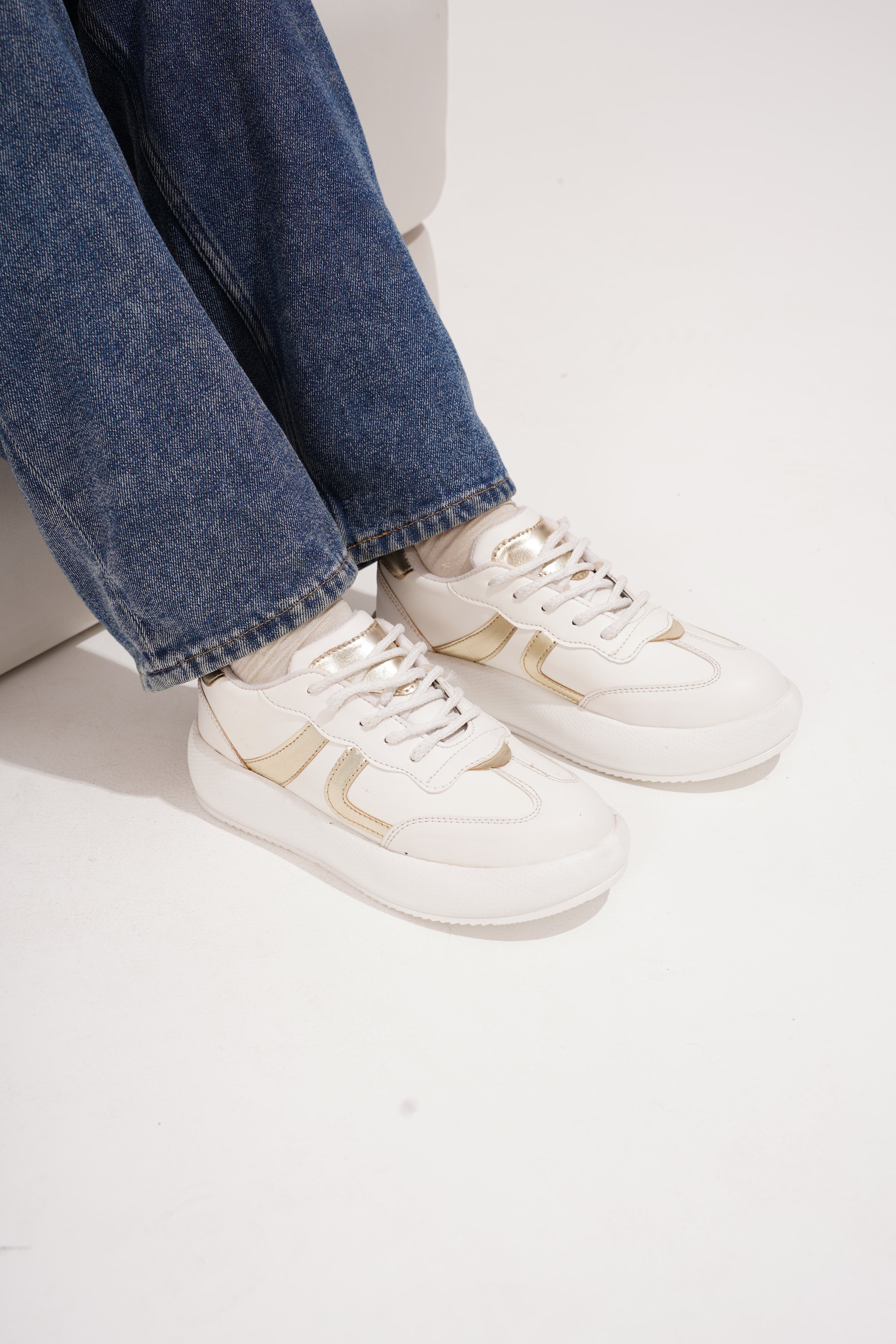 Jm Looks Casual Panel Detail Lace-Up Sneakers