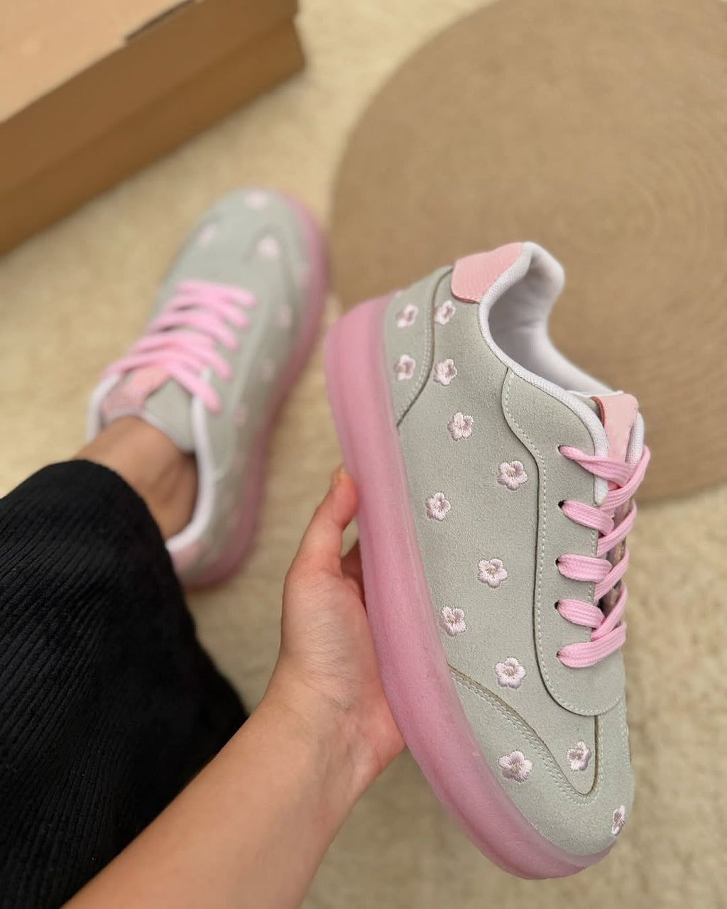 Suede Flower Printed Low-Top Sneakers