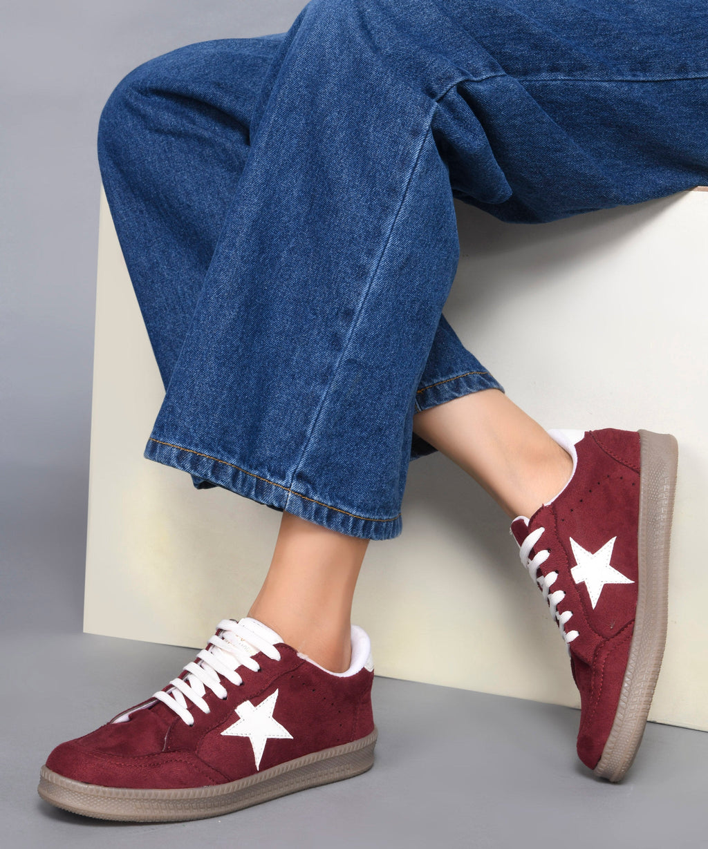 Vintage Inspired Star Sneakers for Women: Suede Lace-Up Shoes with Gum Sole