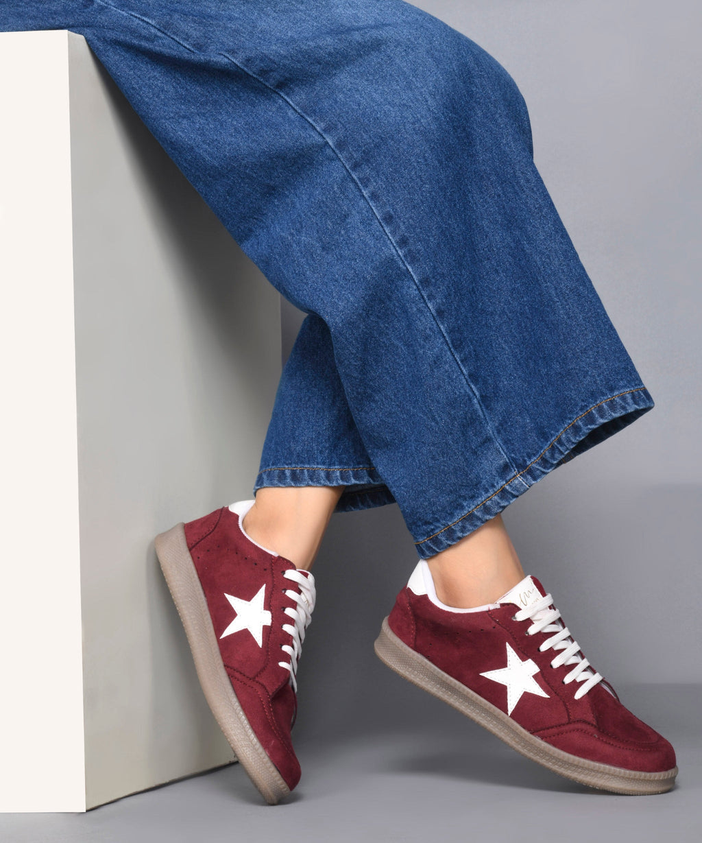 Vintage Inspired Star Sneakers for Women: Suede Lace-Up Shoes with Gum Sole