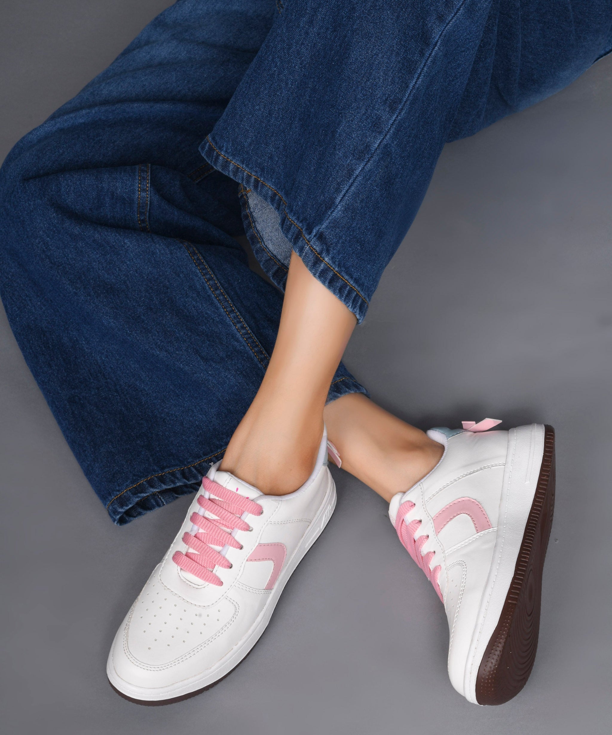 Women's Low Top Lace-Up Bow Casual Sneakers with Perforated Detailing